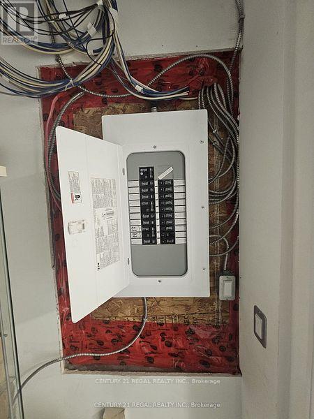 1008 Lagoon Street, Mississauga, Ontario  L5G 0B2 - Photo 29 - W12776294