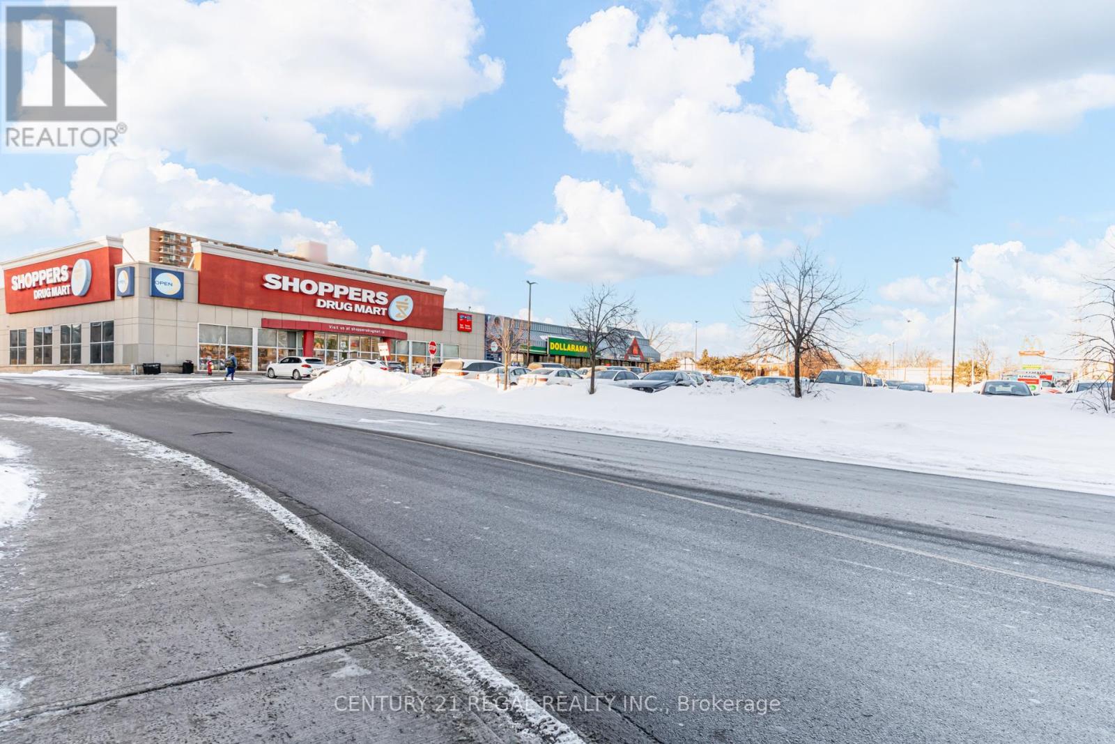 1008 Lagoon Street, Mississauga, Ontario  L5G 0B2 - Photo 9 - W12776294