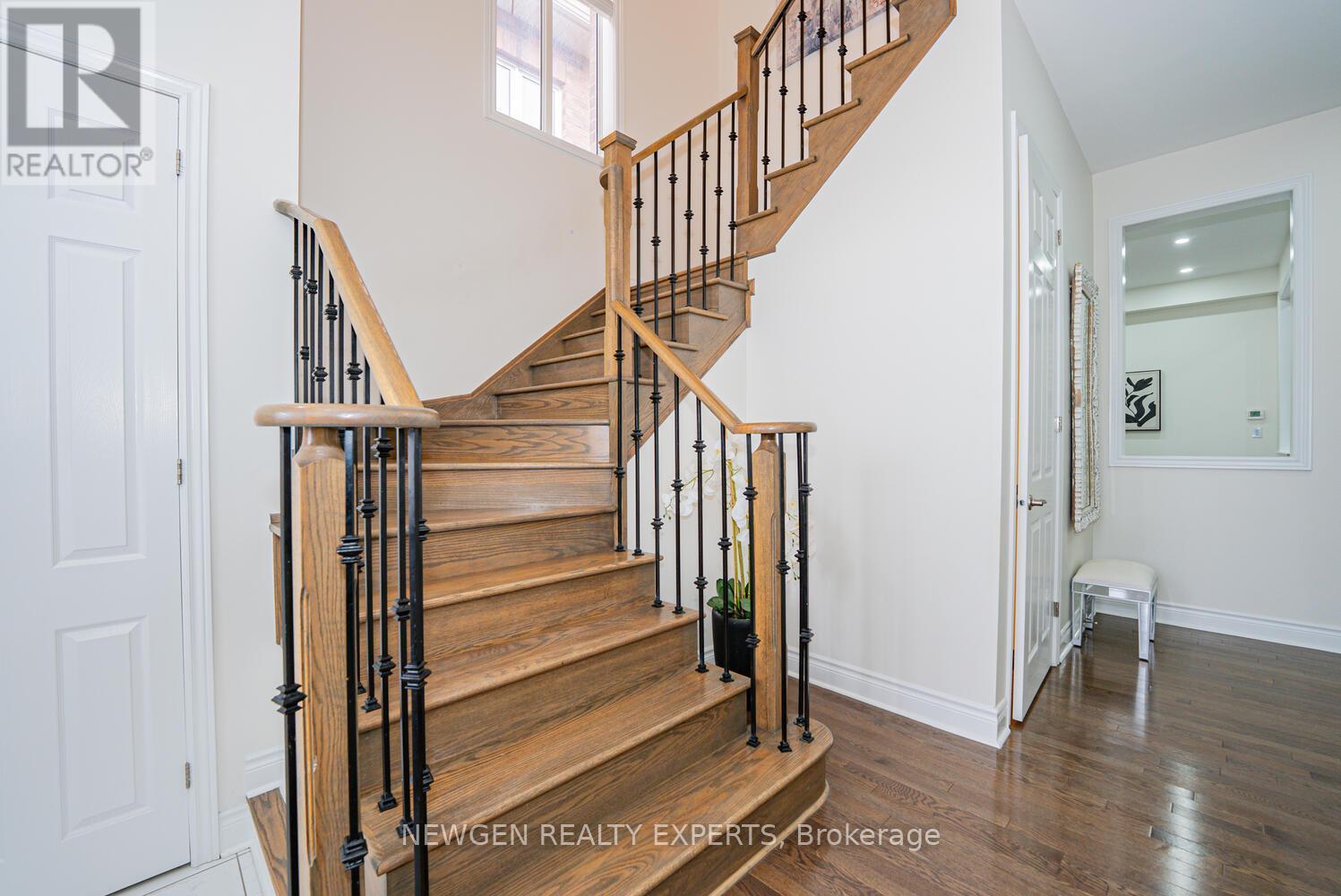 17 Monarch Drive, Halton Hills, Ontario  L7G 0H9 - Photo 20 - W12776322