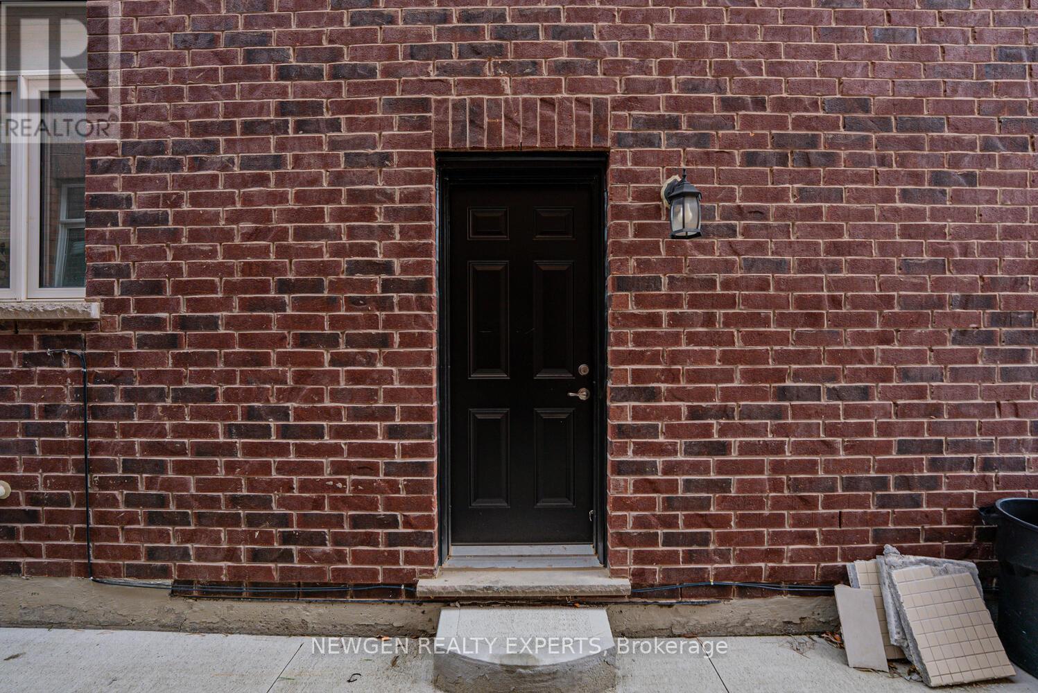 17 Monarch Drive, Halton Hills, Ontario  L7G 0H9 - Photo 41 - W12776322