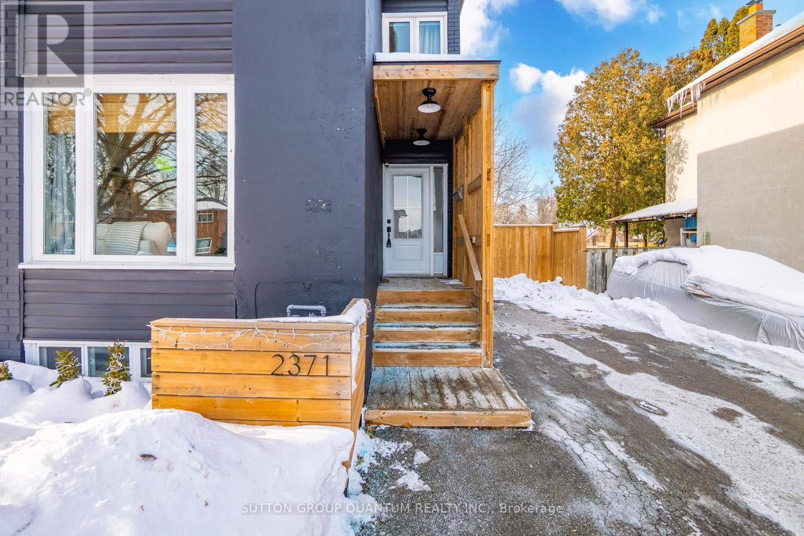 2371 Brookhurst Road, Mississauga, Ontario  L5J 1R1 - Photo 2 - W12776358