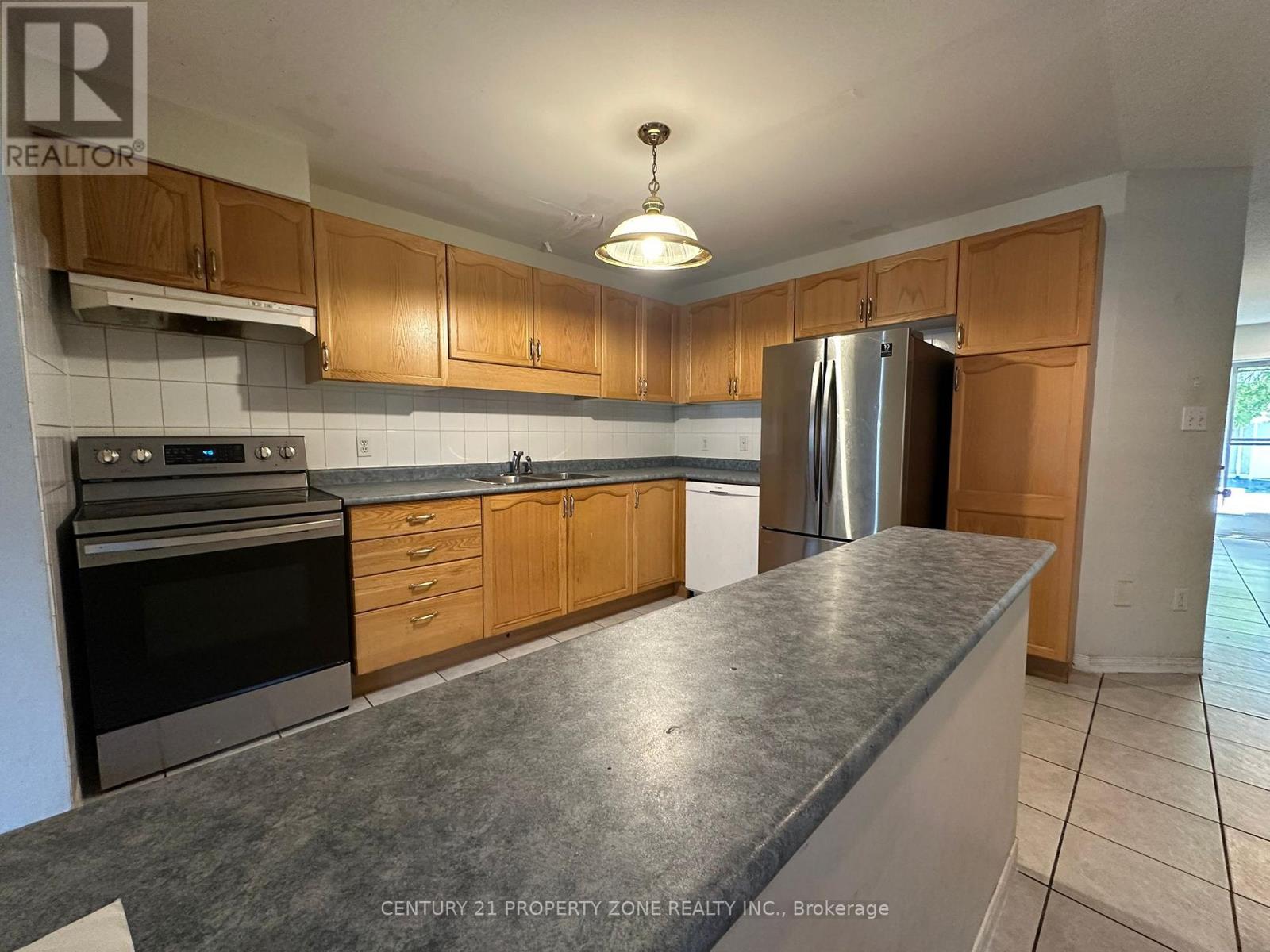 35 - 1889 Upper Wentworth Street, Hamilton, Ontario  L9B 2T8 - Photo 7 - X12776288