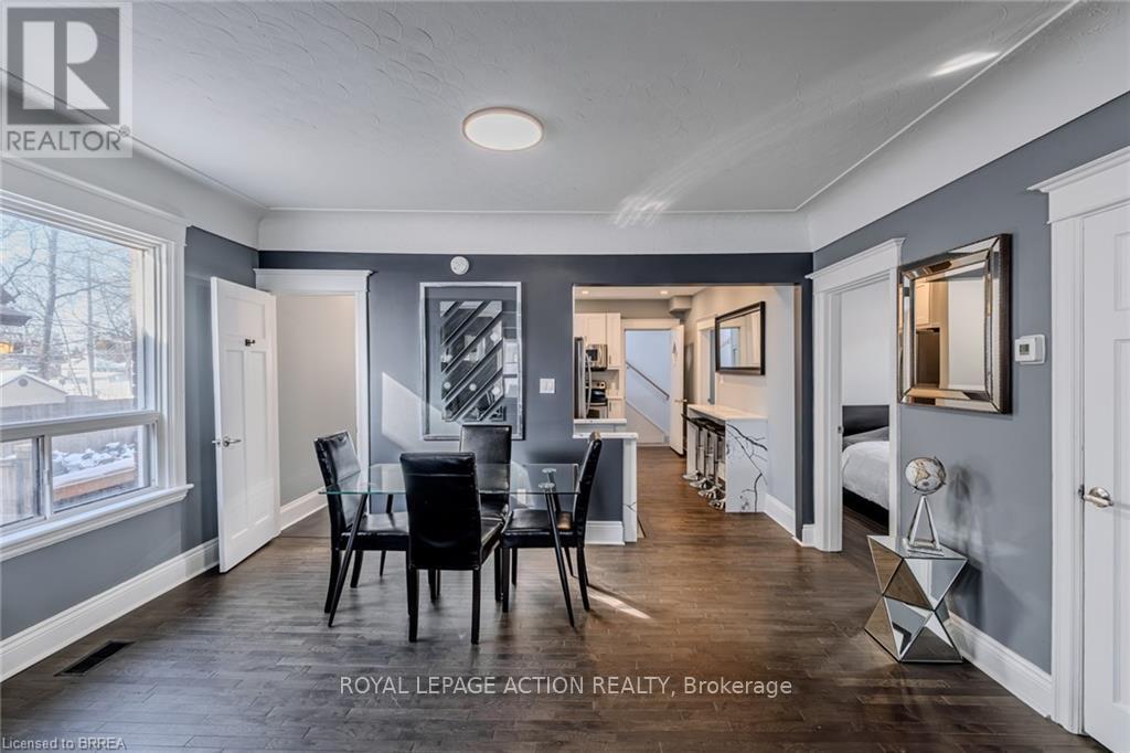 42 East 31st Street, Hamilton, Ontario  L8V 3N7 - Photo 8 - X12776300