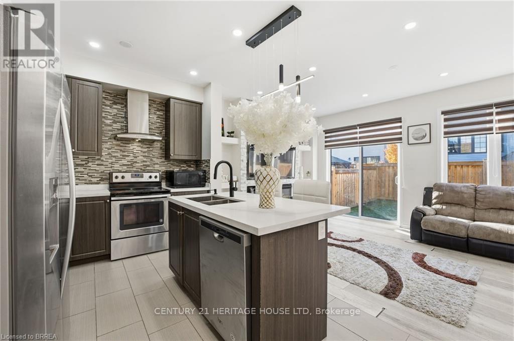 29 Arnold Marshall Boulevard, Haldimand, Ontario  N3W 0B2 - Photo 6 - X12776352