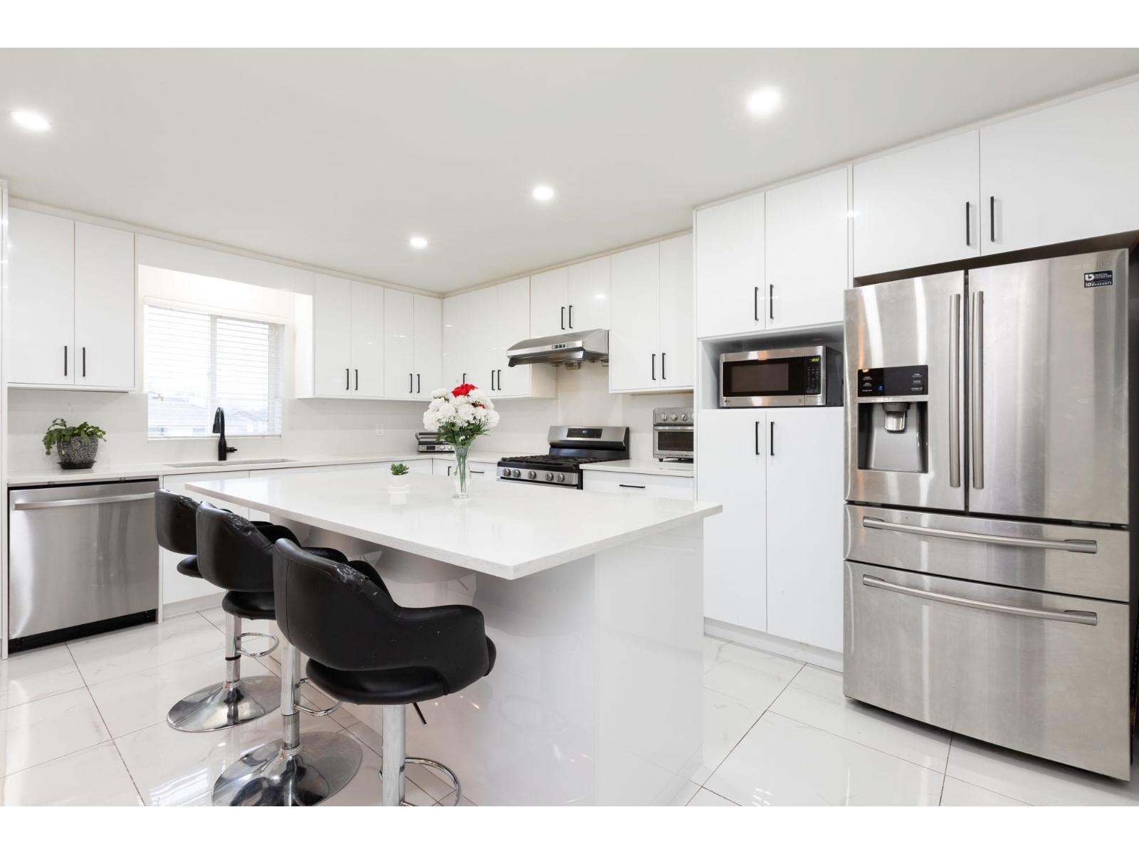 8412 134b Street, Surrey, British Columbia  V3W 0T8 - Photo 11 - R3088403