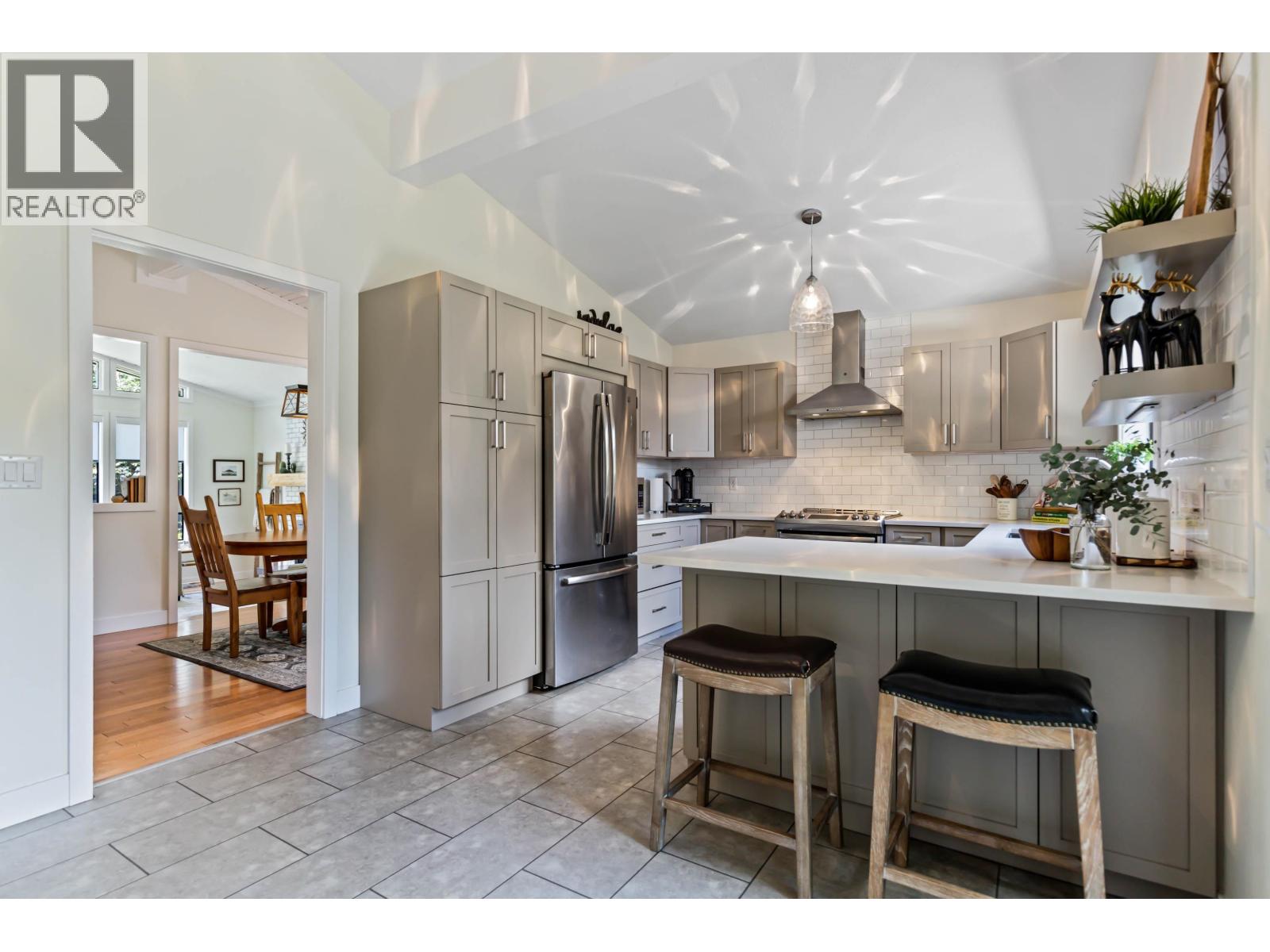 12478 Carlton Street, Maple Ridge, British Columbia  V4R 2L3 - Photo 11 - R3088451