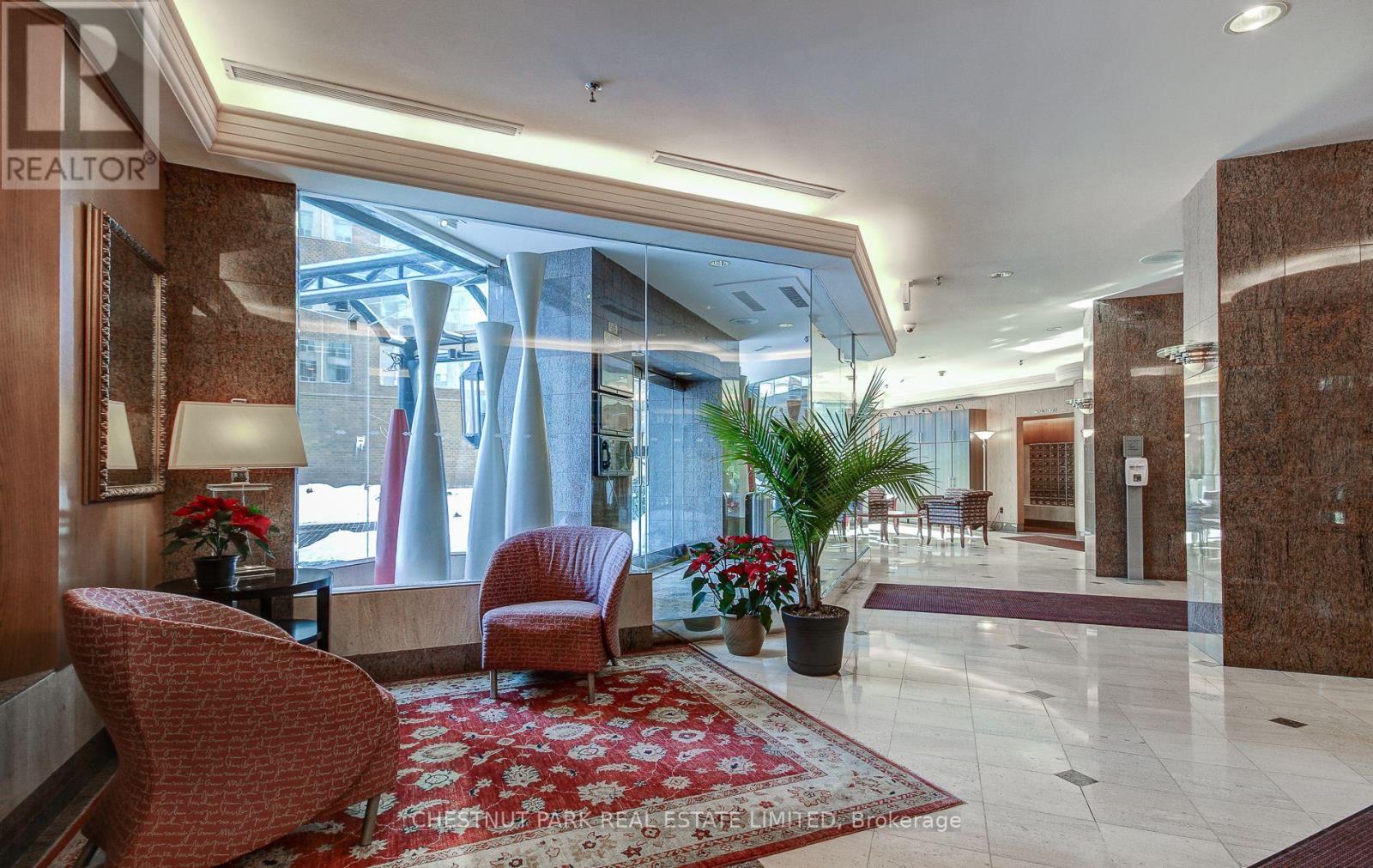 Ph210 - 942 Yonge Street, Toronto, Ontario  M4W 3S8 - Photo 31 - C12772864