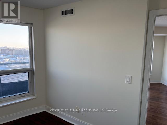 2118 - 135 Village Green Square, Toronto, Ontario  M1S 0G4 - Photo 14 - E12652082