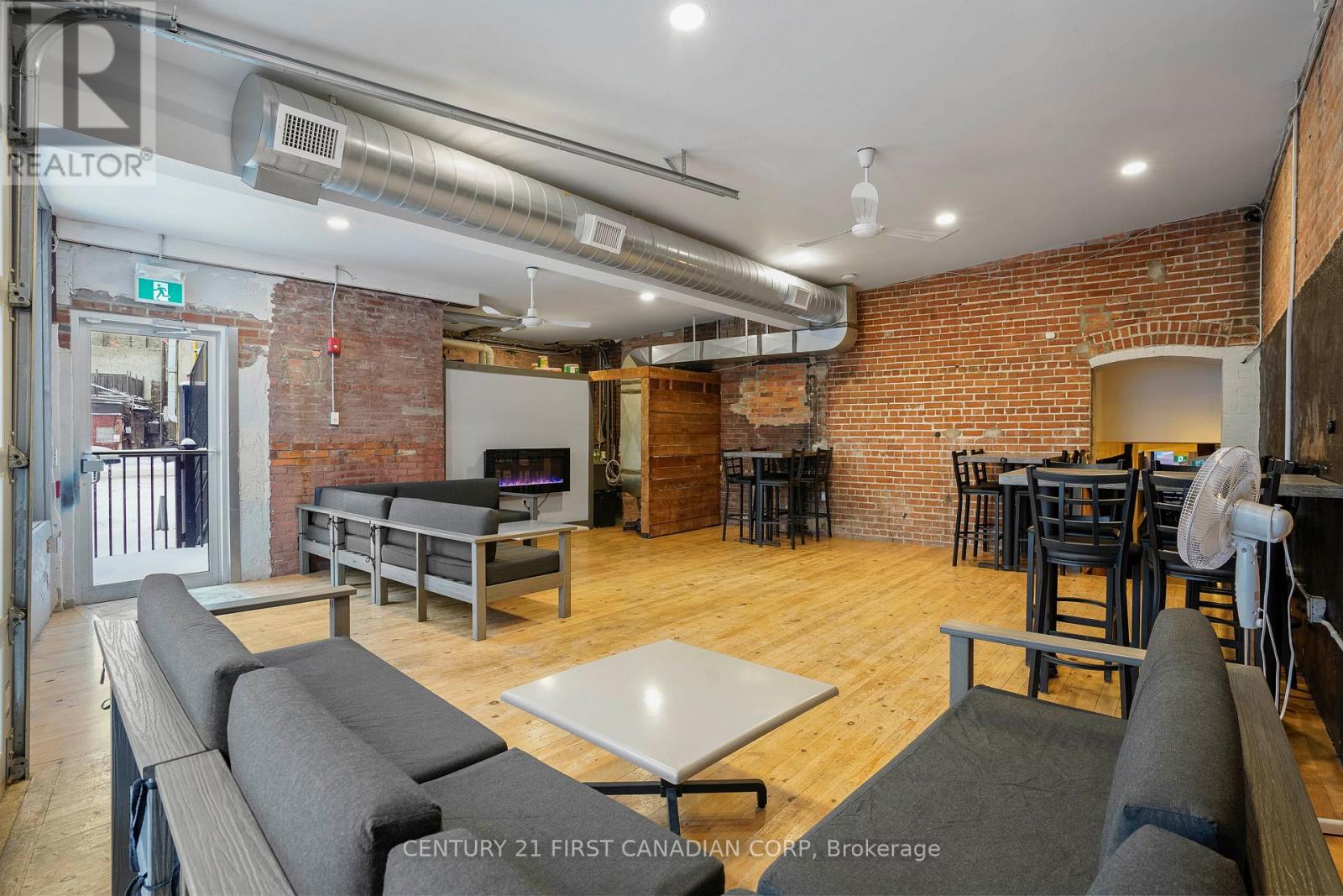 Unit A - 117 Christina Street N, Sarnia, Ontario  N7T 5T7 - Photo 31 - X12774832