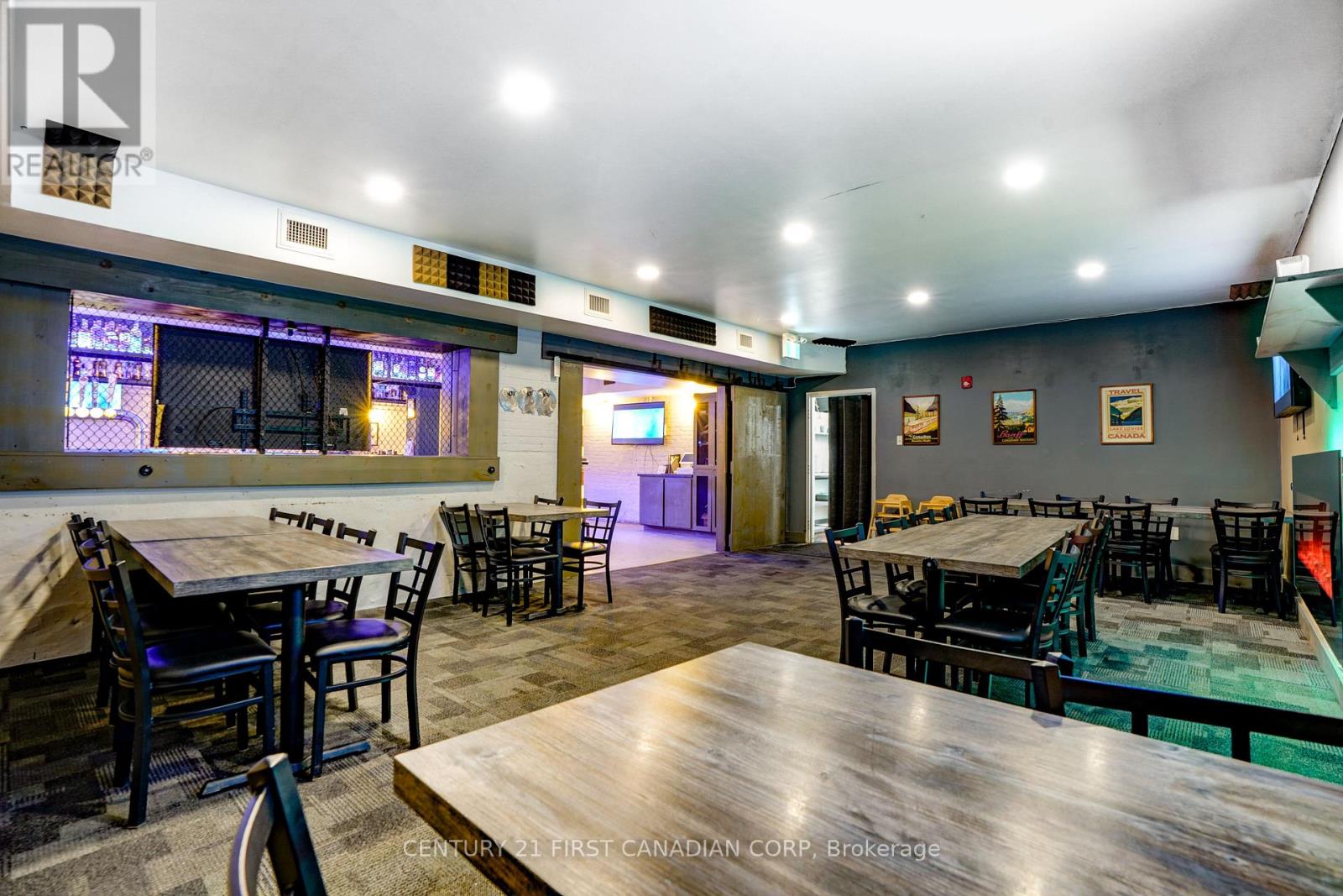 Unit A - 117 Christina Street N, Sarnia, Ontario  N7T 5T7 - Photo 7 - X12774832