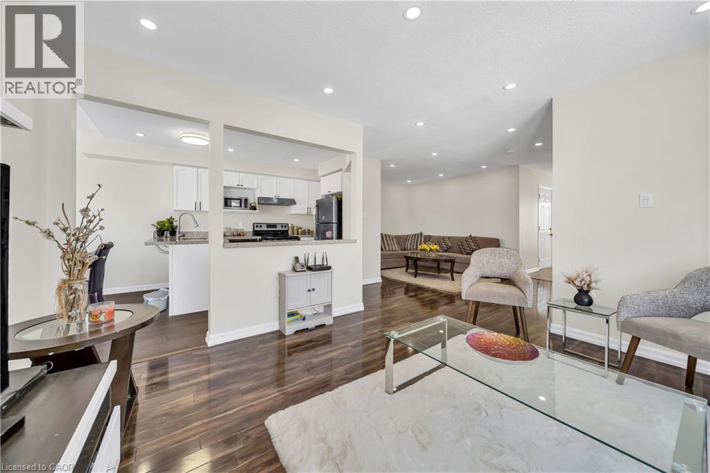 25 Breesegarden Lane, Guelph, Ontario  N1E 7H1 - Photo 7 - 40804269