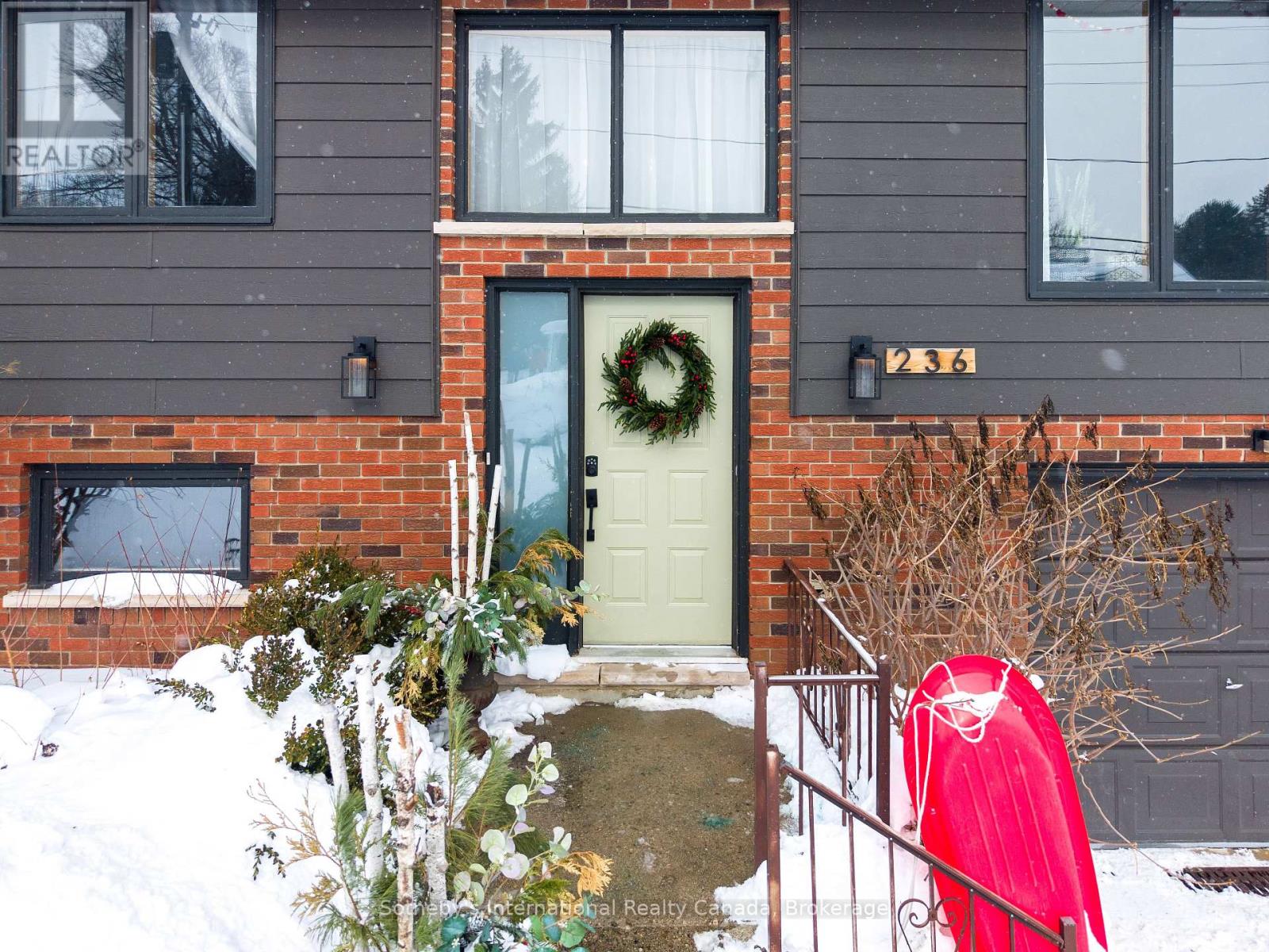 236 Collingwood Street W, Meaford, Ontario  N4L 1M4 - Photo 2 - X12776438