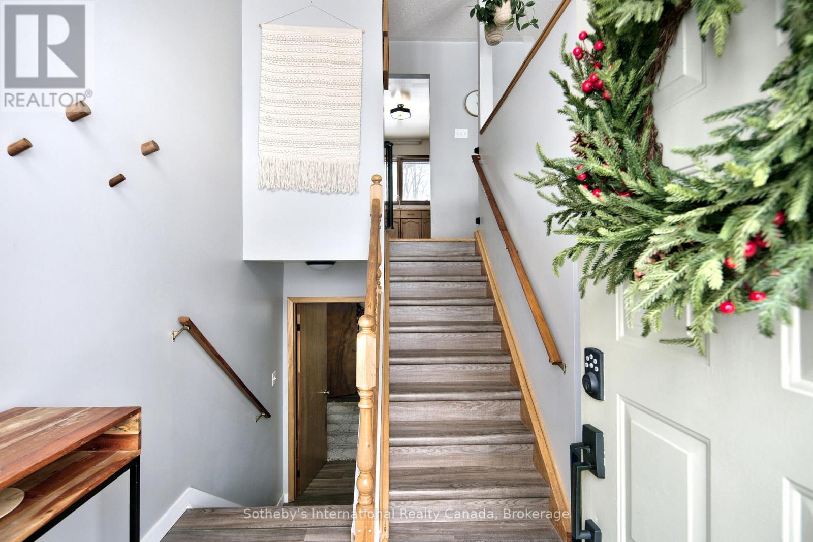 236 Collingwood Street W, Meaford, Ontario  N4L 1M4 - Photo 3 - X12776438