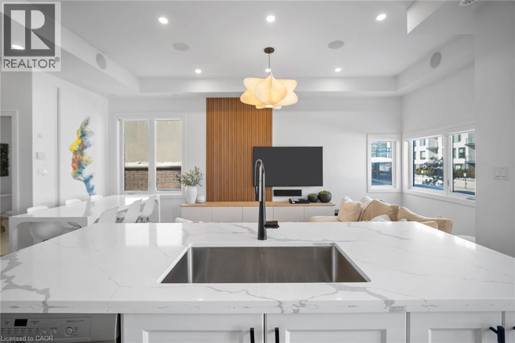 1417 Clarriage Court, Milton, Ontario  L9E 1L6 - Photo 12 - 40802891