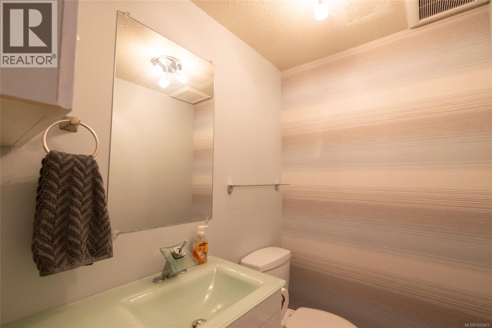 6 8805 Central St, Port Hardy, British Columbia  V0N 2P0 - Photo 4 - 1025461