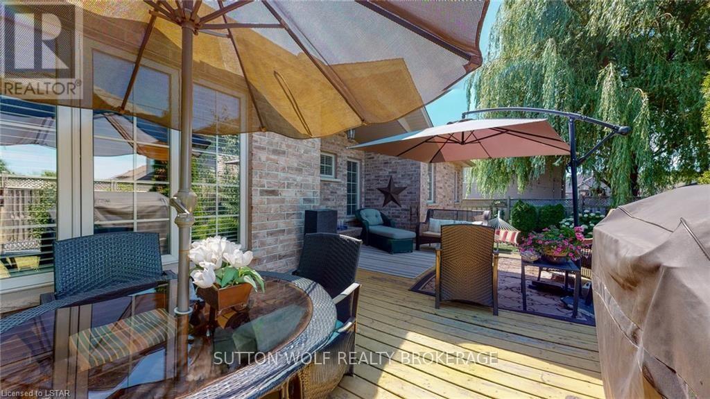 152 Deborah Drive, Strathroy-Caradoc, Ontario  N7G 4E1 - Photo 8 - X12776444