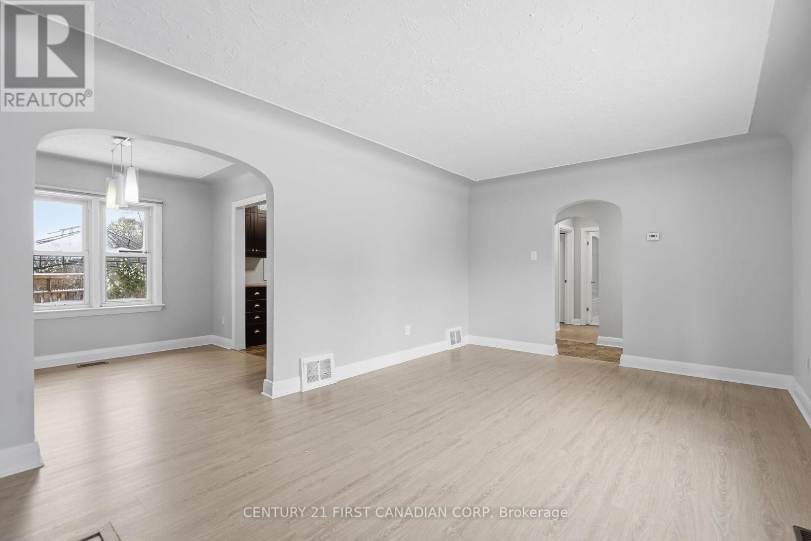 465 Boler Road, London South, Ontario  N6K 2K8 - Photo 8 - X12776484