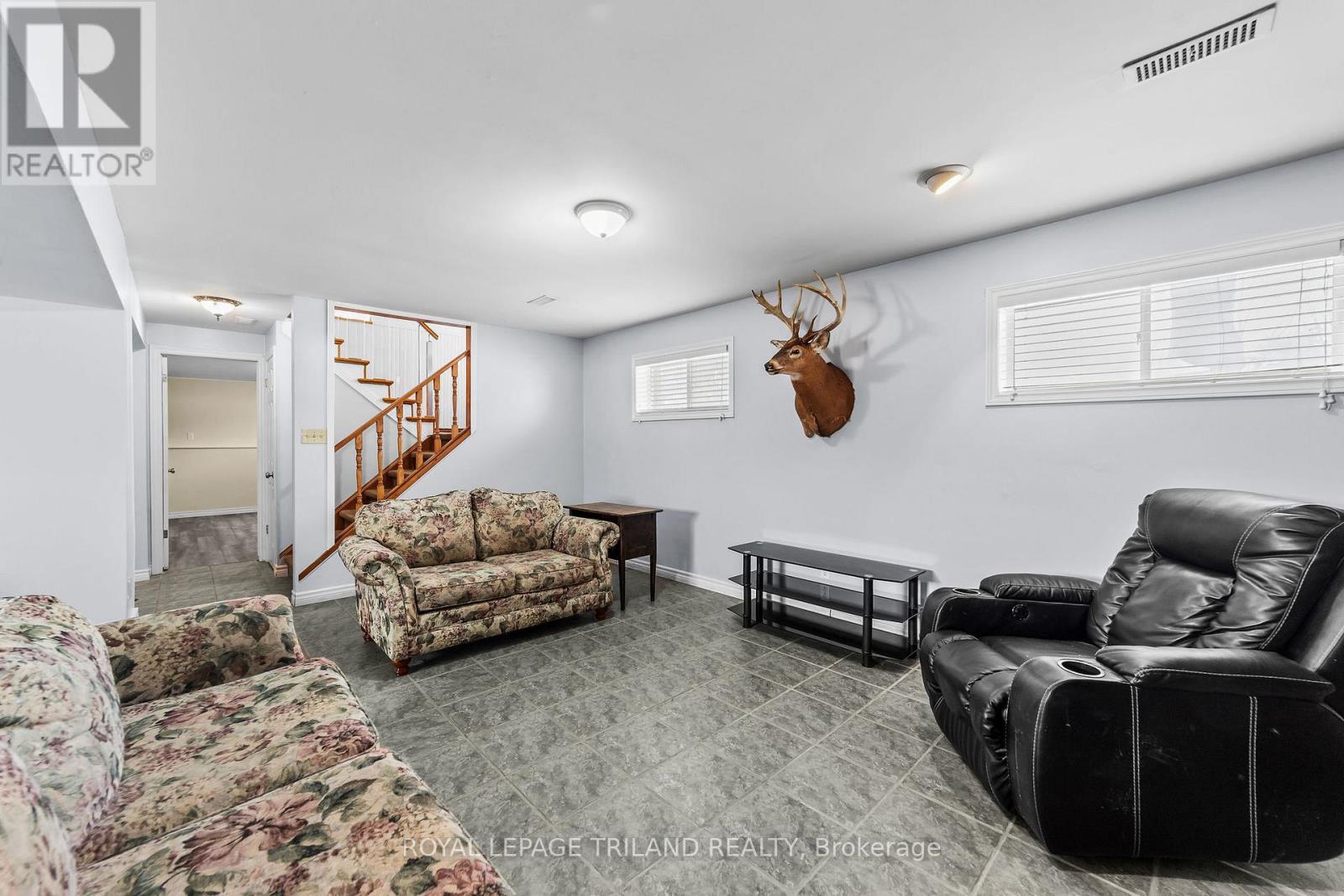 191 South Street, Southwest Middlesex, Ontario  N0L 1M0 - Photo 24 - X12776518