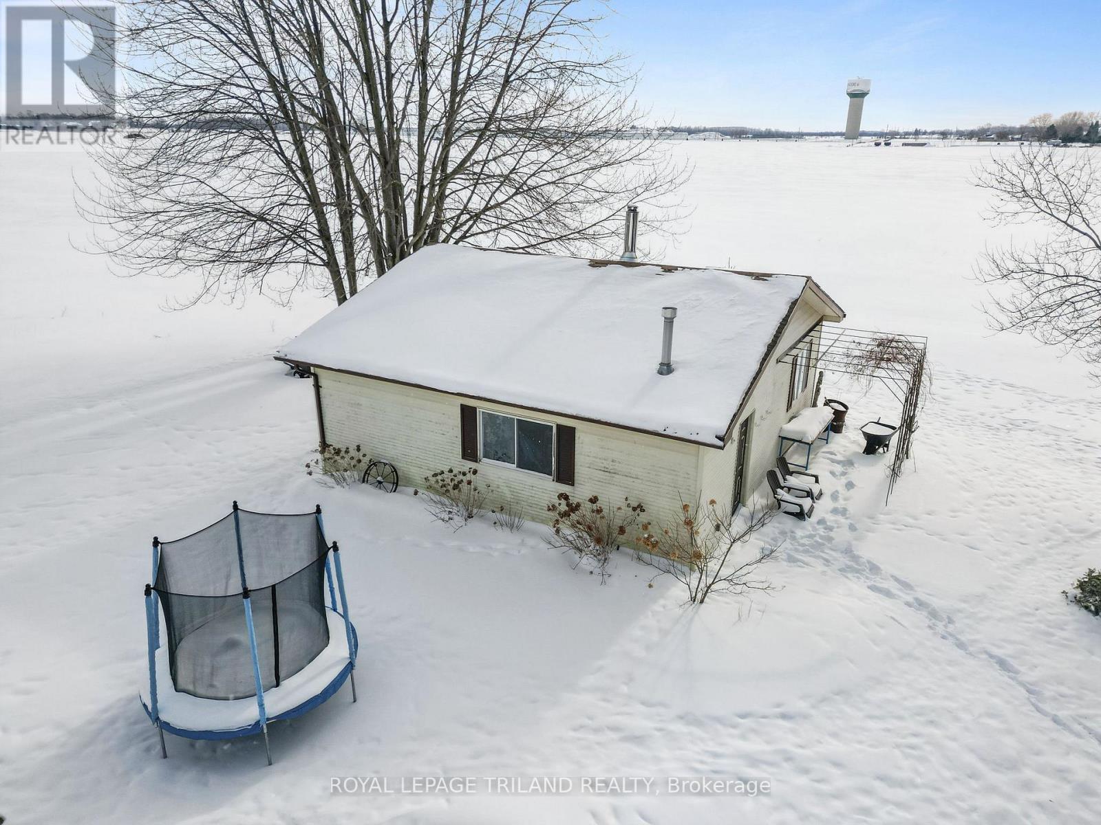 191 South Street, Southwest Middlesex, Ontario  N0L 1M0 - Photo 3 - X12776518