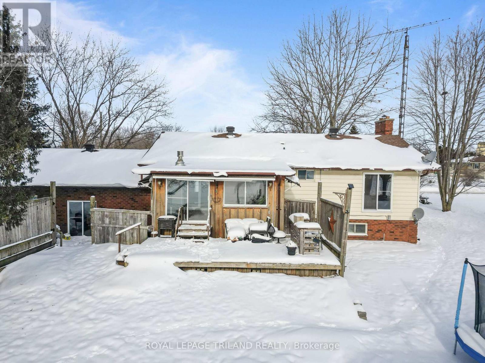 191 South Street, Southwest Middlesex, Ontario  N0L 1M0 - Photo 4 - X12776518