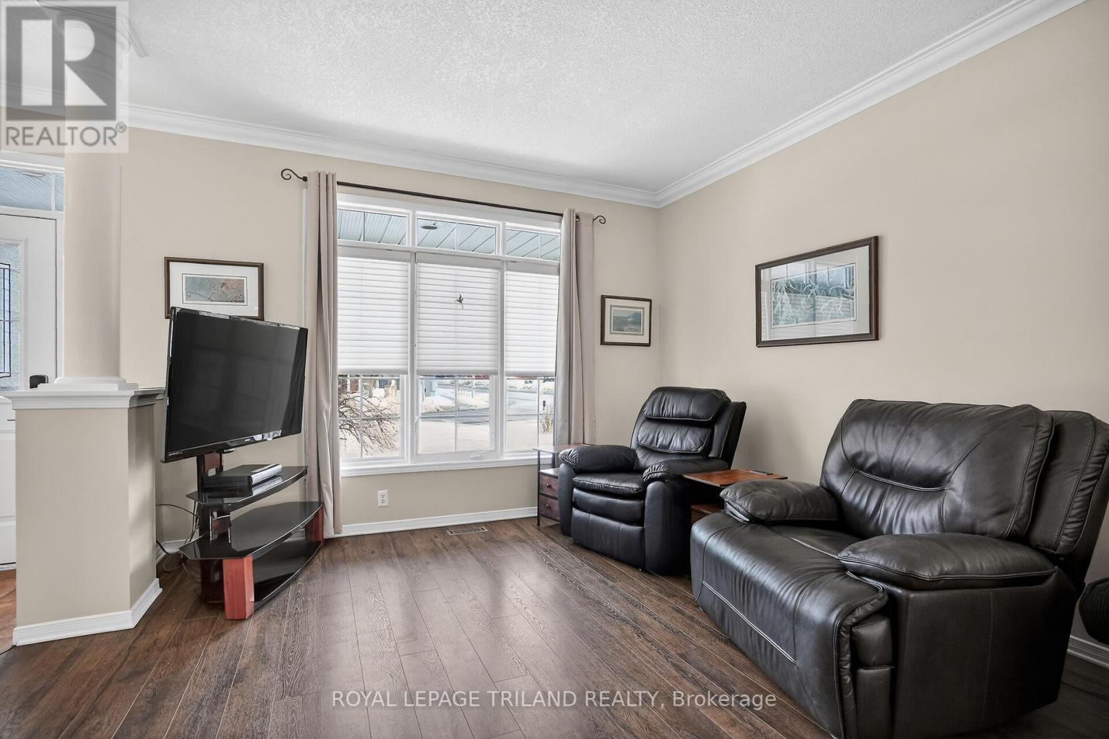 2 Axford Parkway, St. Thomas, Ontario  N5R 6E6 - Photo 10 - X12776584