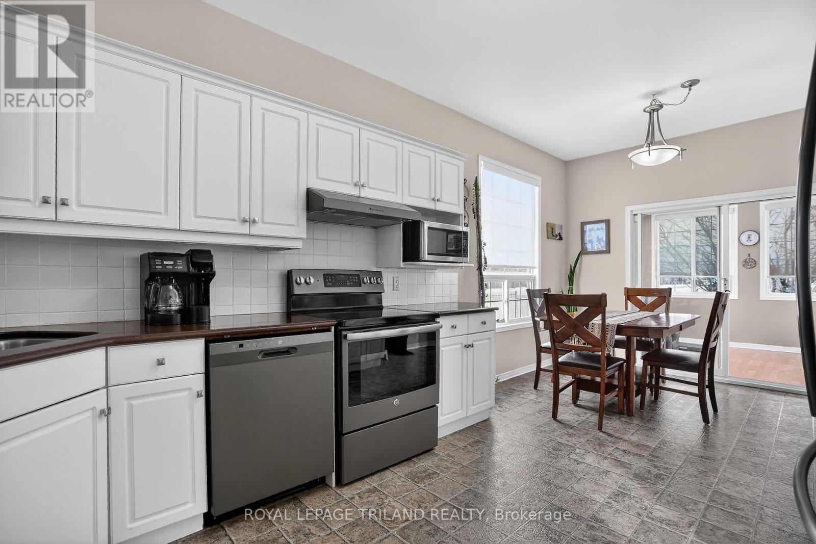 2 Axford Parkway, St. Thomas, Ontario  N5R 6E6 - Photo 11 - X12776584