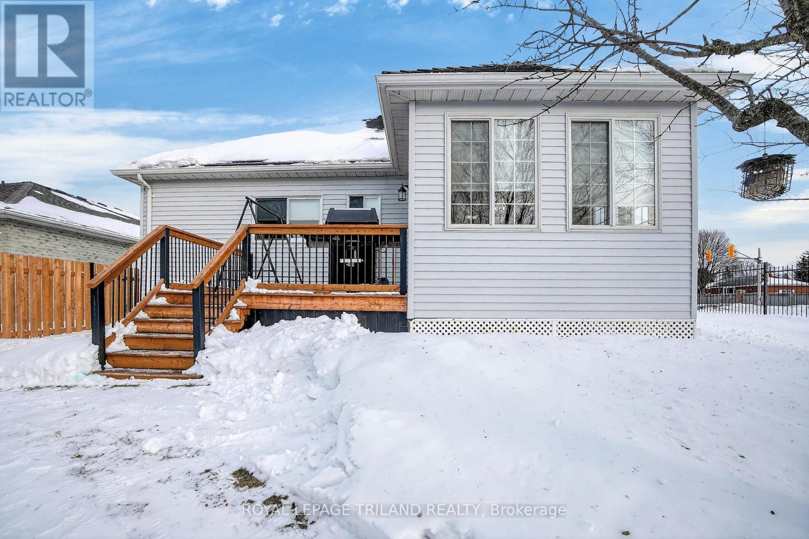 2 Axford Parkway, St. Thomas, Ontario  N5R 6E6 - Photo 40 - X12776584