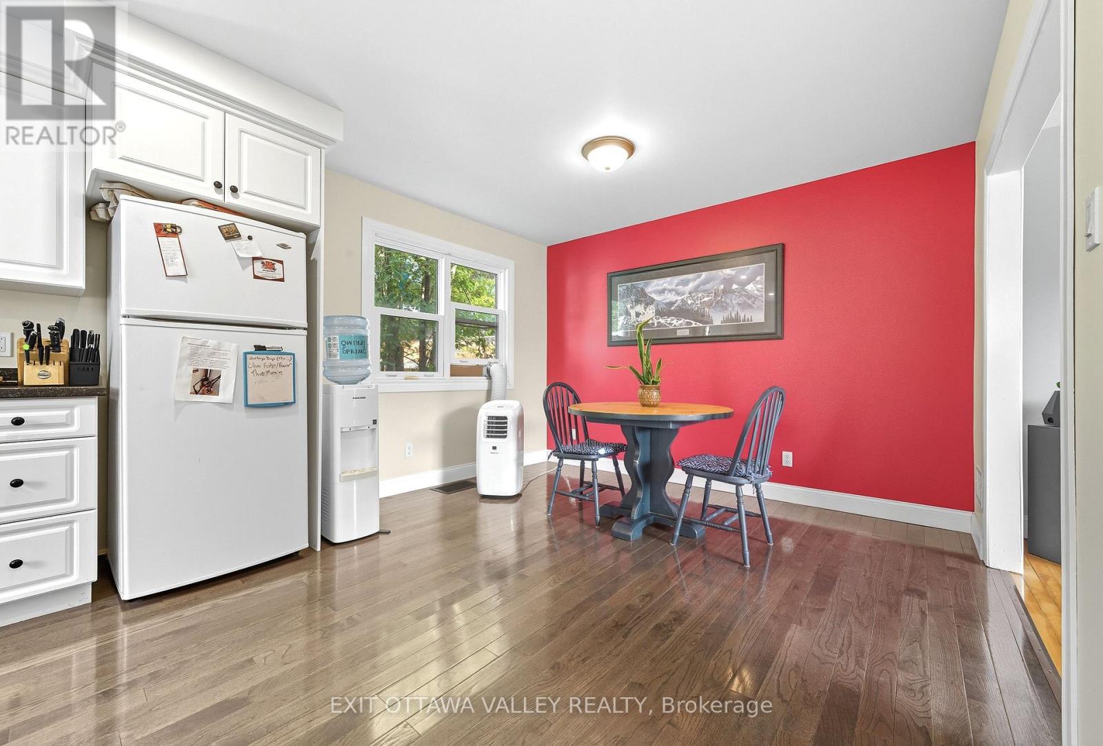 6 Faraday Crescent, Deep River, Ontario  K0J 1P0 - Photo 16 - X12776430