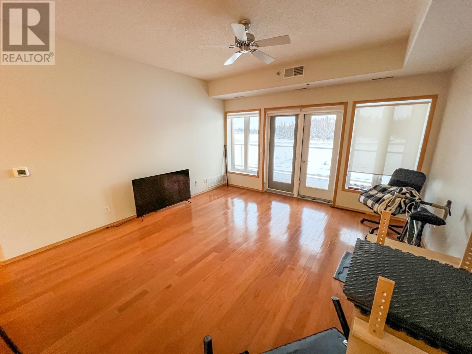 5- 204 Bay Road, Kenora, Ontario  P9N 3P3 - Photo 11 - TB2600102