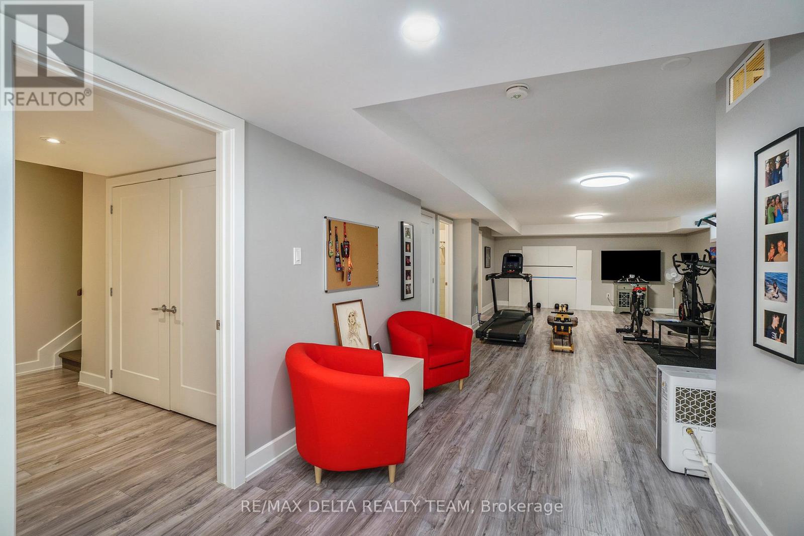 240 Mullin Private, Ottawa, Ontario  K1W 0K6 - Photo 12 - X12776478