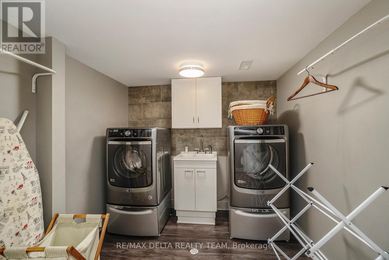 240 Mullin Private, Ottawa, Ontario  K1W 0K6 - Photo 16 - X12776478