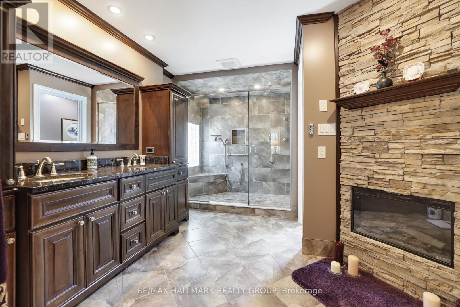 112 Oak Lane, Drummond/north Elmsley, Ontario  K7H 3C8 - Photo 26 - X12776556