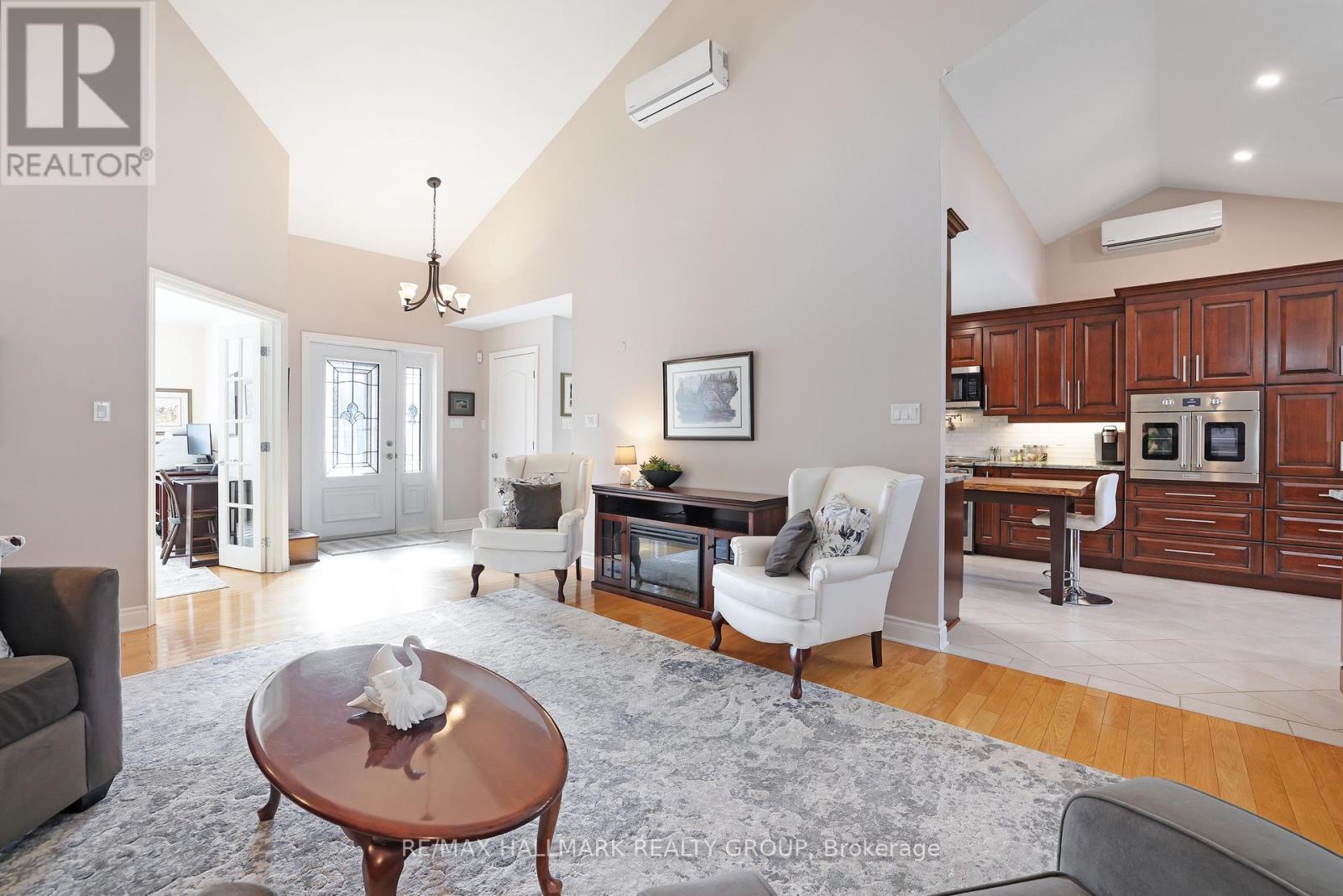 112 Oak Lane, Drummond/north Elmsley, Ontario  K7H 3C8 - Photo 7 - X12776556