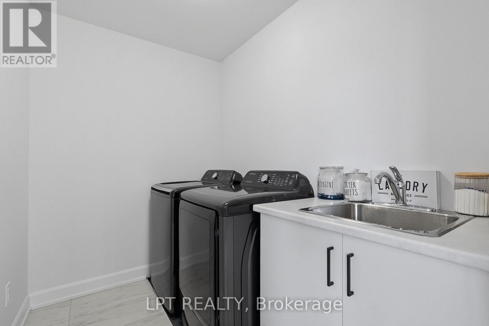 301 Moonlight Drive, Russell, Ontario  K4R 0L1 - Photo 26 - X12776570