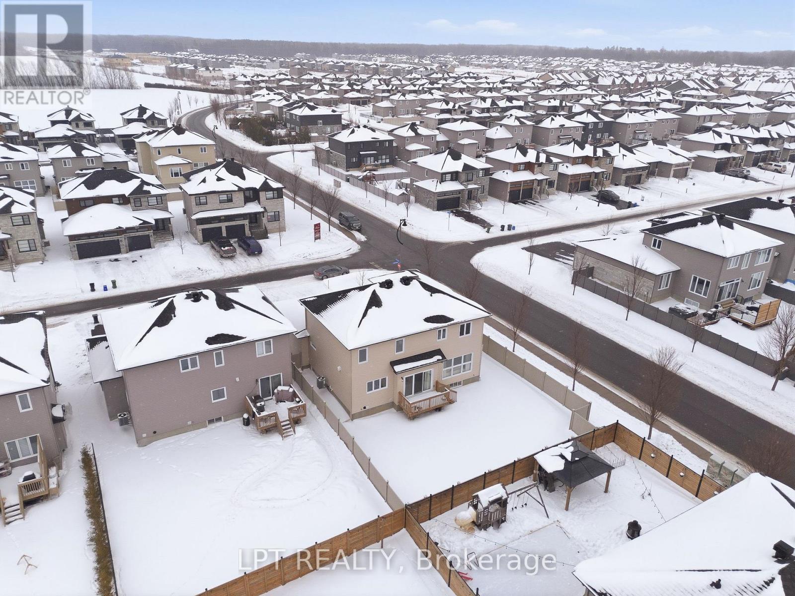 301 Moonlight Drive, Russell, Ontario  K4R 0L1 - Photo 37 - X12776570