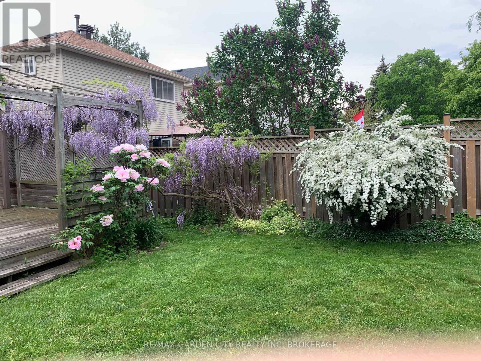 3169 Bartholomew Crescent, Mississauga (Meadowvale), Ontario  L5N 3K9 - Photo 46 - W12776514