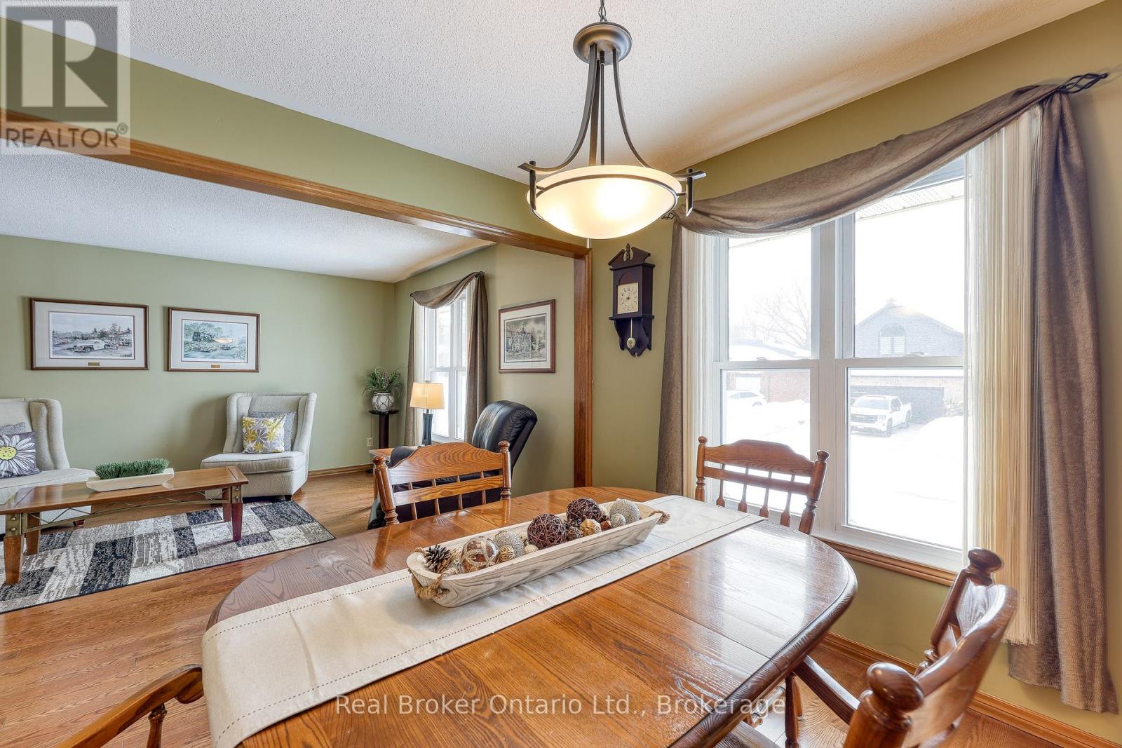 295 St Andrews Road, Woodstock, Ontario  N4S 8S9 - Photo 11 - X12776568