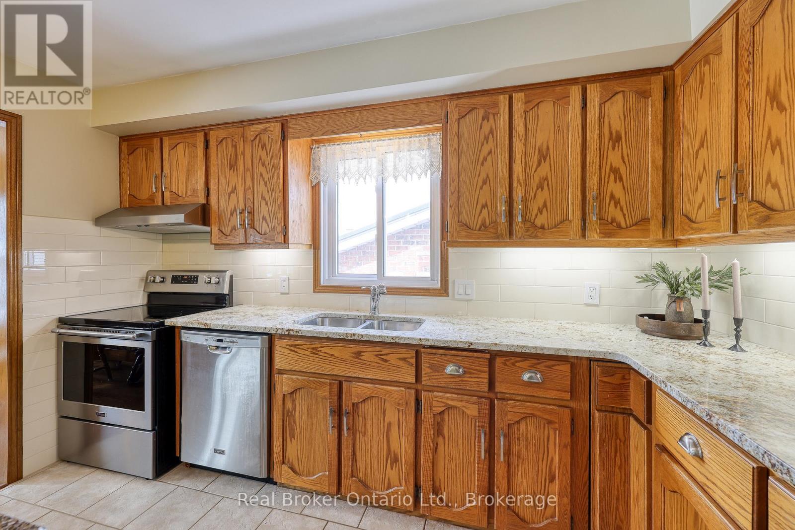 295 St Andrews Road, Woodstock, Ontario  N4S 8S9 - Photo 15 - X12776568