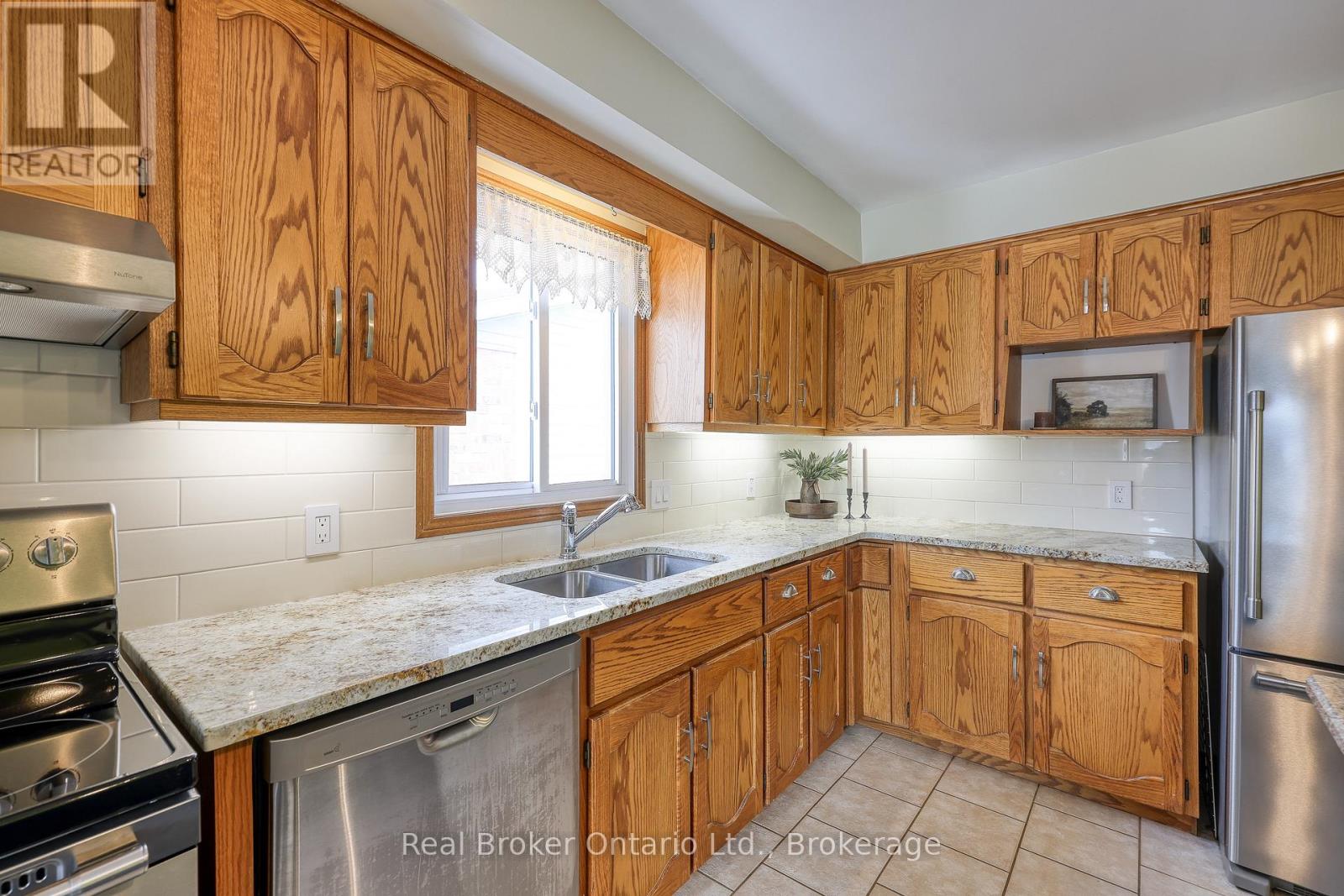 295 St Andrews Road, Woodstock, Ontario  N4S 8S9 - Photo 17 - X12776568