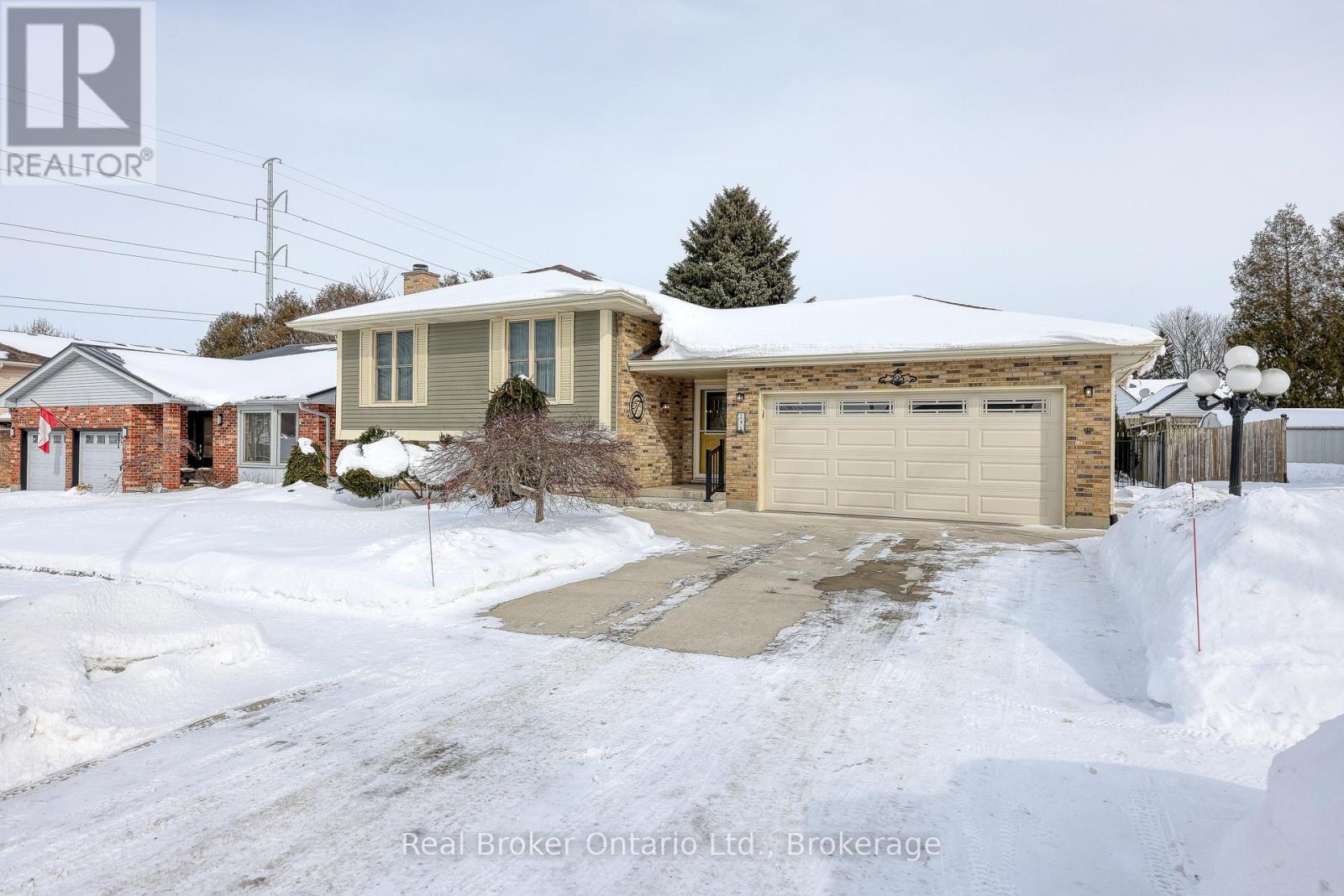 295 St Andrews Road, Woodstock, Ontario  N4S 8S9 - Photo 3 - X12776568