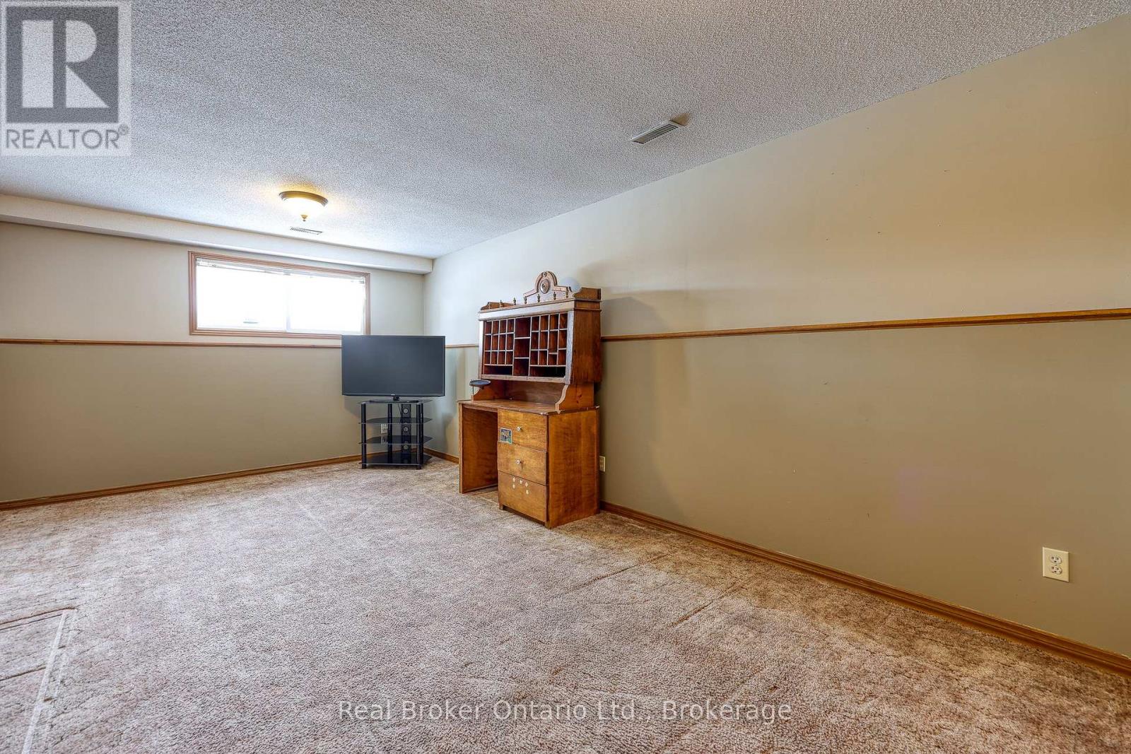 295 St Andrews Road, Woodstock, Ontario  N4S 8S9 - Photo 32 - X12776568