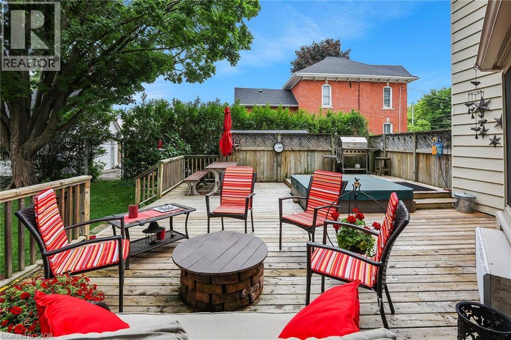 10 Maple Avenue, Grimsby, Ontario  L3M 3B6 - Photo 24 - 40803575