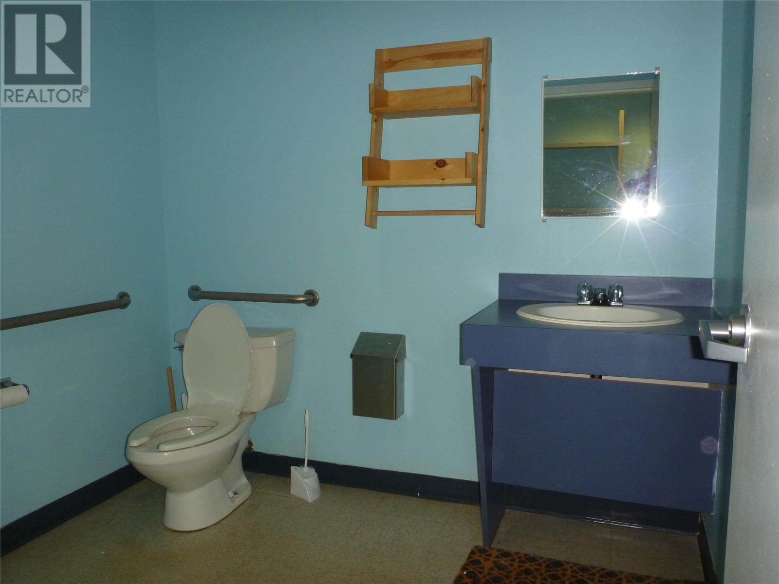 263 Memorial Drive Unit#suite 206, Clarenville, Newfoundland & Labrador  A5A 1R5 - Photo 8 - 1294166