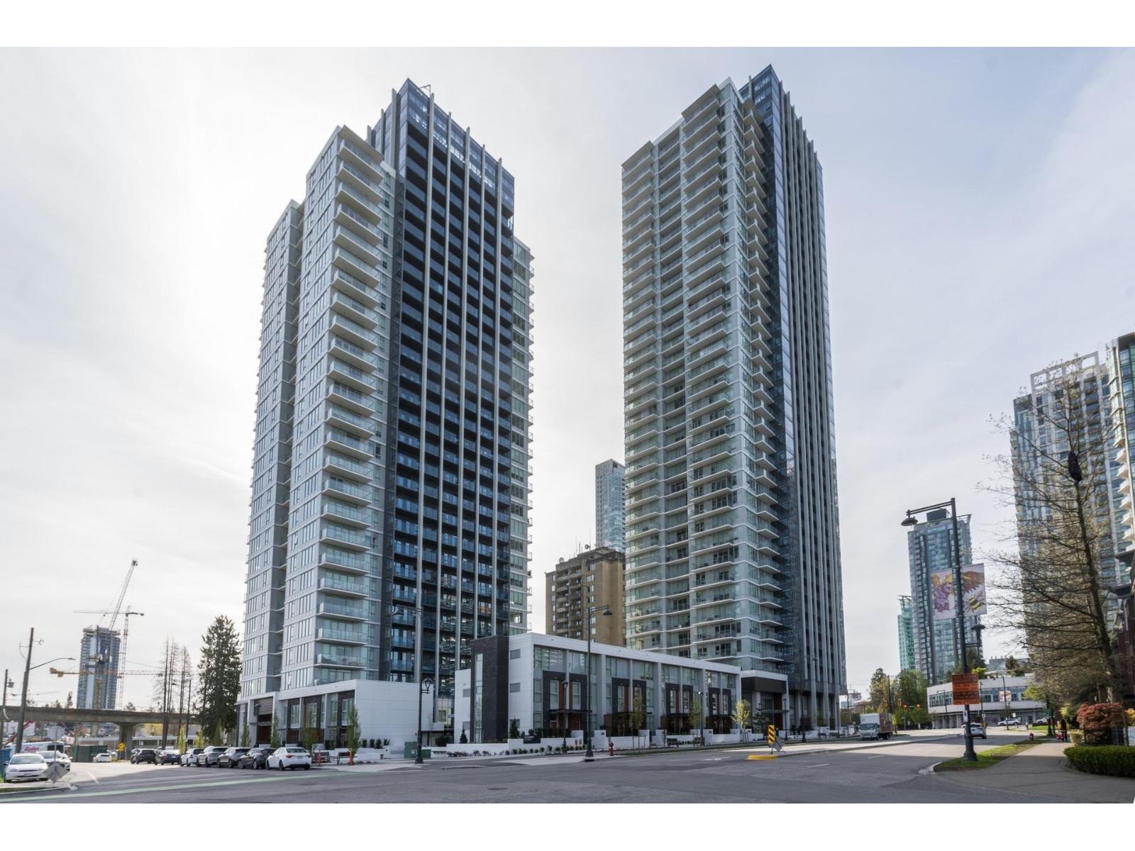 1608 10448 University Drive, Surrey, British Columbia  V3T 0S7 - Photo 2 - R3087642