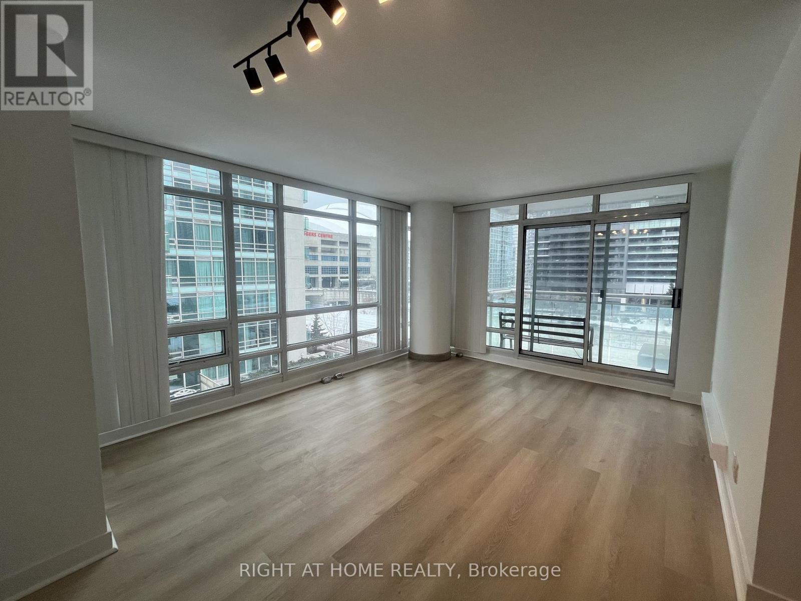 710 - 397 Front Street W, Toronto, Ontario  M5V 3S1 - Photo 7 - C12776376