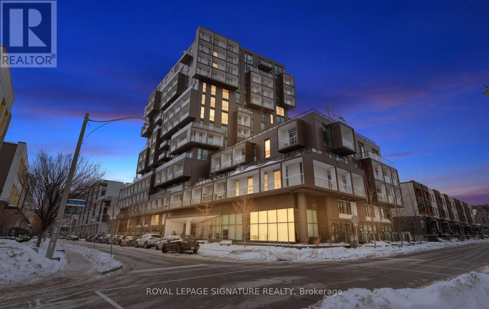 213 - 80 VANAULEY STREET, Toronto, Ontario