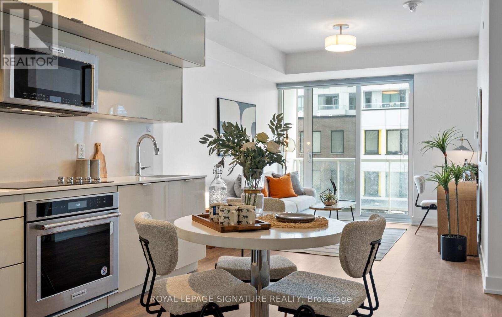 213 - 80 Vanauley Street, Toronto, Ontario  M5T 0C9 - Photo 10 - C12776414