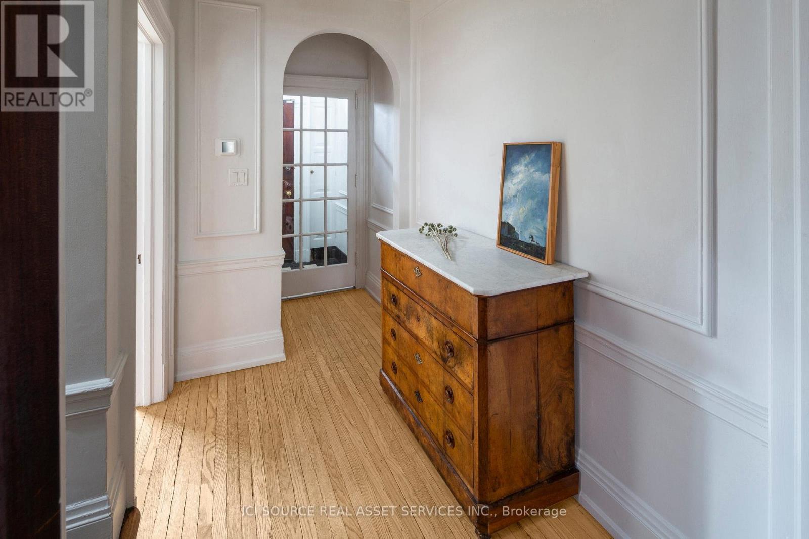 70 Crescent Road, Toronto, Ontario  M4W 1T5 - Photo 3 - C12776420