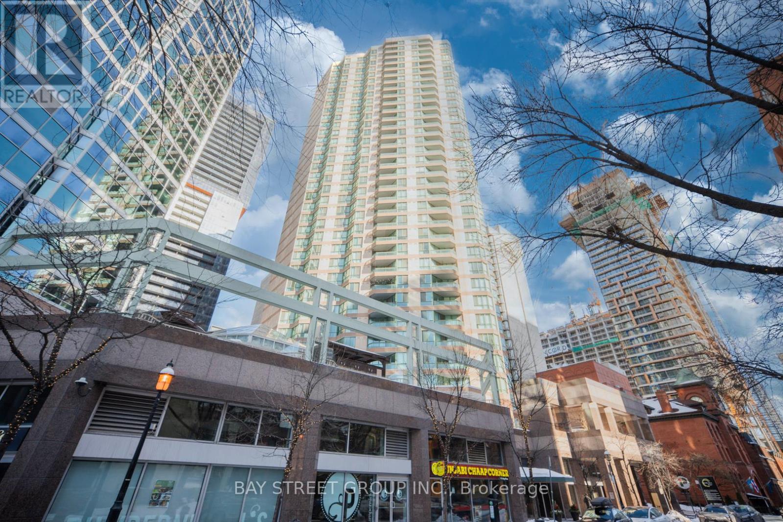 1006 - 38 Elm Street, Toronto, Ontario  M5G 2K5 - Photo 6 - C12776456