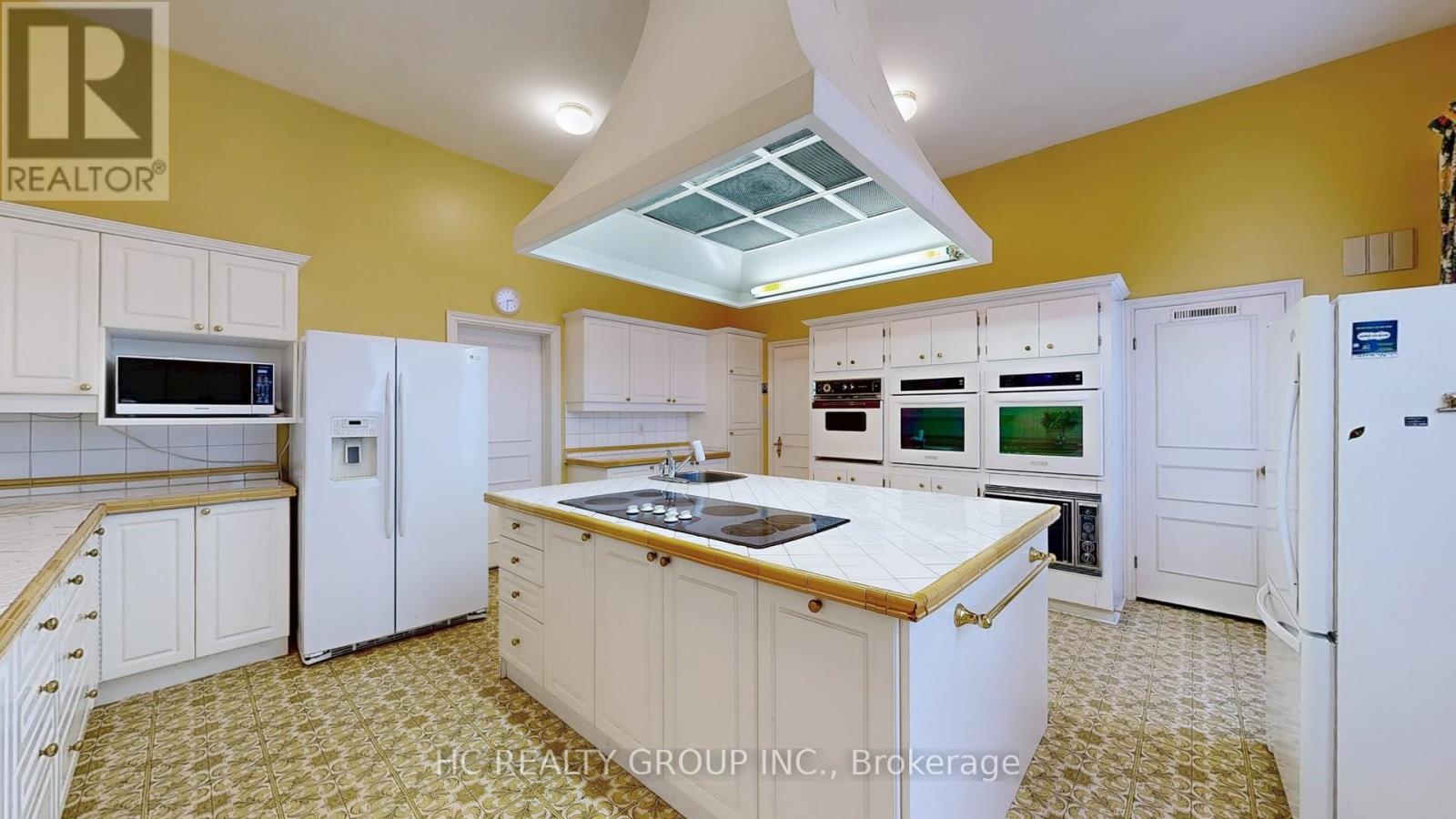 22&20 Park Lane Circle, Toronto, Ontario  M3B 1Z7 - Photo 15 - C12776560